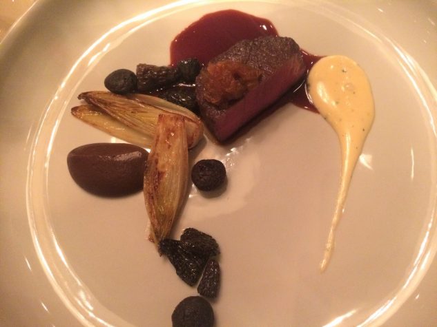 bison | kanadisch | sauce foyot | chicorée