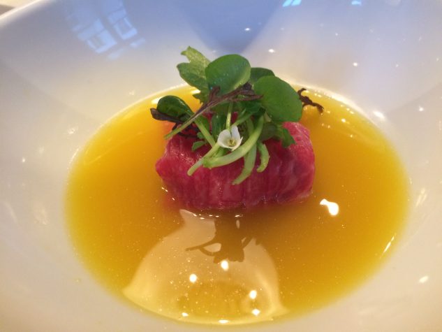 wagyu japanisch 30 d dry aged | salad | kabeljau consommé