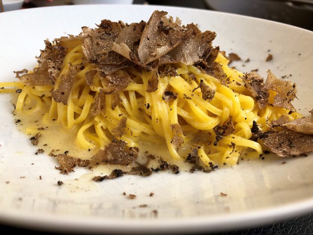 Trüffel Spaghetti | Trüffelbutter | Trüffel | Hühnerbrühe | Parmesan