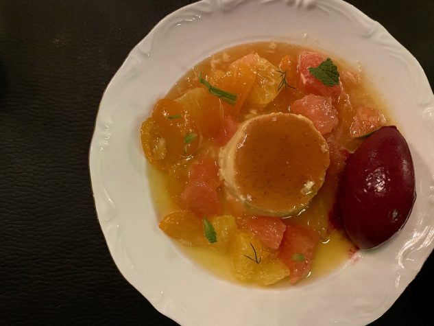 Creme Karamell mit Grand Marnier | Zitrusfrucht Salat | Brombeer-Gin-Sorbet
