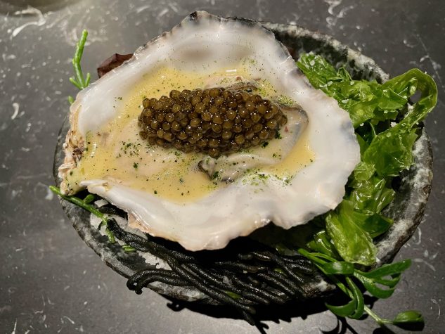 Auster, Algen, Caviar