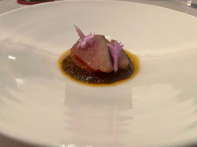 Bonito mit Paprika Sauce und Amela Tomate