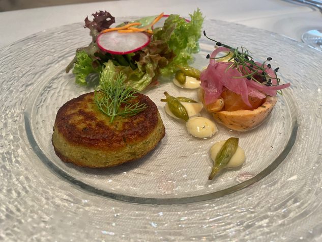 Gebratenes Zanderküchle und Lachs Ceviche mit Zitrusmajo