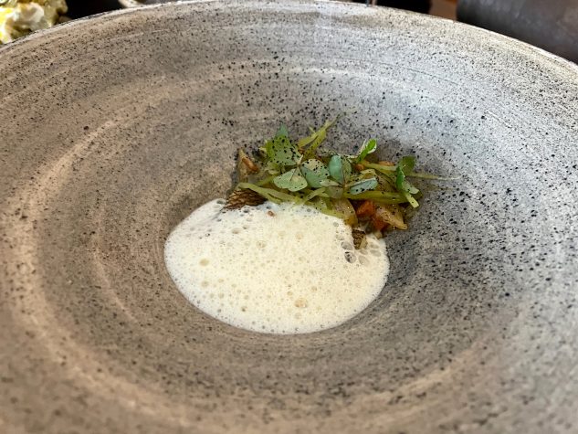 Zander, Muschel, Schneckenbutter, Chorizo, Pernod