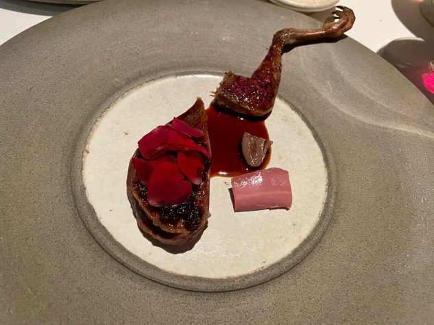 Bluttaube, Ponzu, rote Zwiebel, Rose, Sauerkirsche, Cusco Chunco 100%