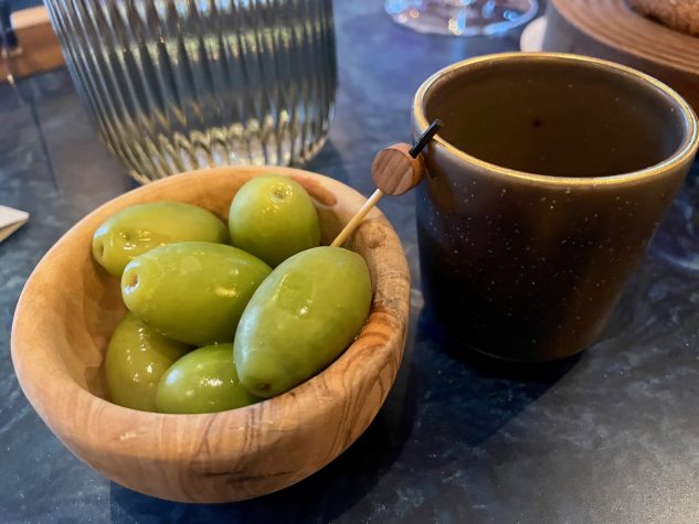 Grüne Oliven "Gigante"